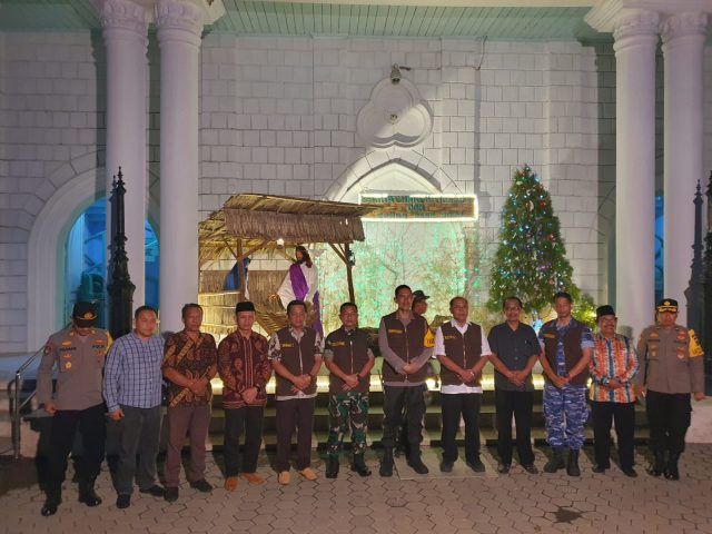 2023 12 24 FKUB MENDAMPINGI KUNJUNGAN NATAL PJ BUPATI JOMBANG (1)
