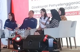 Paskibraka 2024: Kesbangpol Jombang Dorong Generasi Muda Cinta Tanah Air dan Pancasila