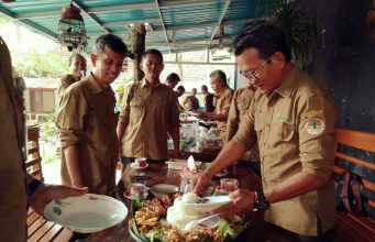 Perhutani Tasyakuran Dan Potong Tumpeng Untuk Mengawali Pekerjaan Tahun 2024,Di Jombang JATIM