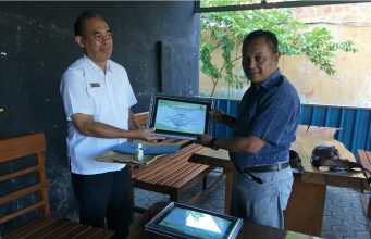 Dalam Rangka Memperingati Hari Pers Nasional ke-78 tahun 2024 Perhutani KPH Jombang Berikan Piagam Kepada Wartawan.