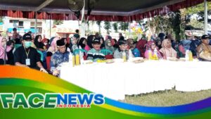 Tamu, H Gunawan kades Mayangan, Diknas Jombang, dan Korwil pendidikan Jogoroto