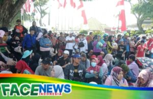 Puluhan Ribu Warga Jombang Berburu Hadiah Mobil