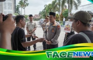 Kapolres Jombang Sosialisasikan Layanan Hotline Mudik Polri 110 untuk Keamanan dan Kenyamanan Pemudik