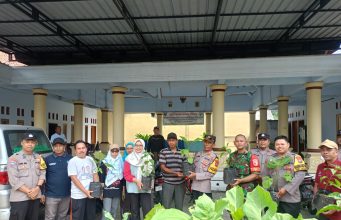 Sinergi Kebaikan PRNU Mayangan dan Polsek Jogoroto Wujudkan Swasembada Pangan di Desa Mayangan
